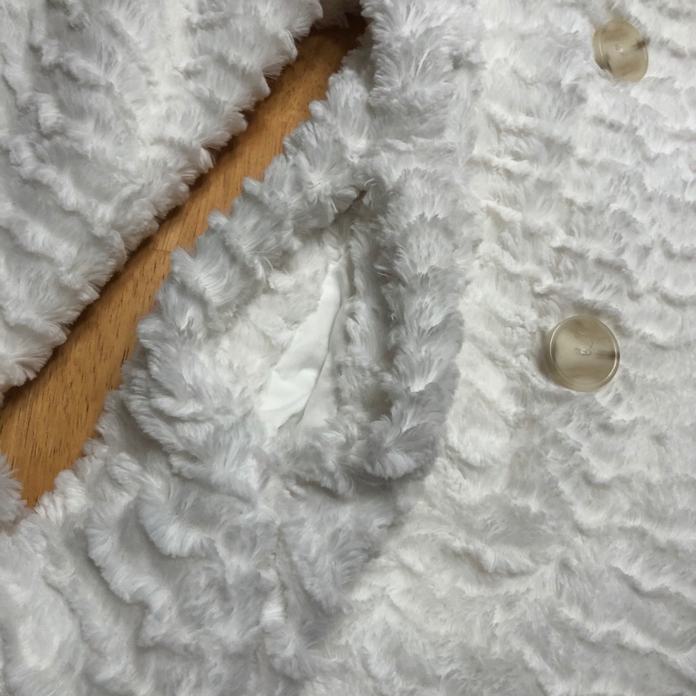 ✨ PATAGONIA WHITE FLUFFY JACKET - Picture 6 of 11